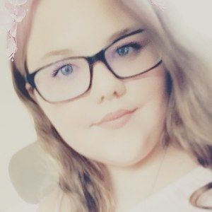 Meet your Posher, Avery